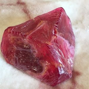 Holiday Ruby Soap Rockets 4 oz scented Gemstone Hand Soap NWT 4” X 3.50”X 1.50”
